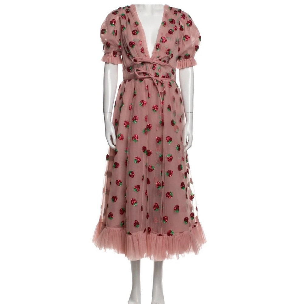Famous Strawberry Floral Tulle Midi Dress
